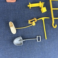 Vintage 60’s, 70’s & 80’s Figure Accessories & Parts – Steve Scout, Kenner, Mego