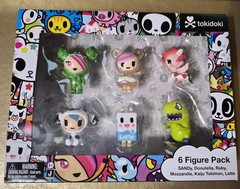 TOKIDOKI 6 FIGURE PACK 2 INCH DONUTELLA, MOZZARELLA,KAIJU TOKIMON,LATTE NIB