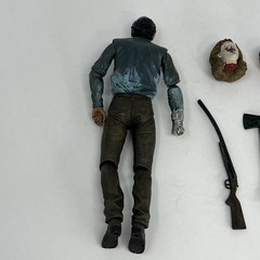 Neca Evil Dead 2 Dead By Dawn Ultimate Ash Action Figure w/ Accessories