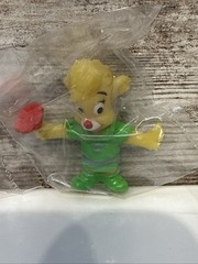 LOT OF 10 VINTAGE DISNEY CHIP N DALE RESCUE RANGERS PVC FIGURES 2″ (Brand NEW)