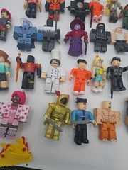 24 Roblox Figures with some Accessories Mixed Characters 24 pc Jazwares Maples