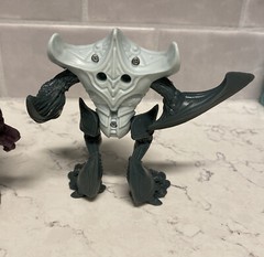 Final Faction action figure – Kharn hive class Brute & Synthoid – 4.5” tall