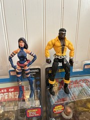 Marvel Legends Mojo Series Set Gold Iron Man Baron Zemo Variant Falcon Luke Cage