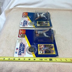 LOT OF 2 VINTAGE 1991 KENNER STARTING LINEUP COLLECTOR’S COIN / ACTION FIGURE