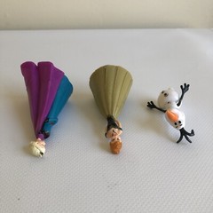 DISNEY FROZEN DOLLS ACTION FIGURES LOT 2”-3″