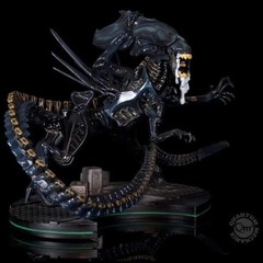 Quantum Mechanix (QMx) Aliens Q-Fig Max Elite- ALIEAN QUEEN Figure New In Stock