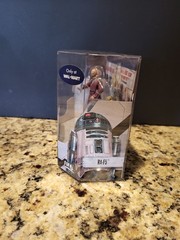 Jedi Master Plo Koon & R4-F5 1 of 6 STAR WARS Walmart Droid Factory NEW Sealed