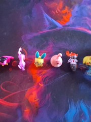 Vintage Lot Pokemon Nintendo Mini Figures & Eevee & Pokeball Free Shipping!!