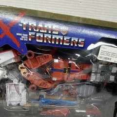 Takara Tomy Hasbro Transformers Street Fighter Optimus Prime vs Megatron Boxed …