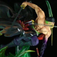One Piece Roronoa Zoro Swordsman Detail Custom Made LED Light Action Figure