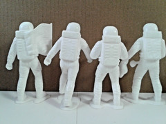 Vintage 1970 Louis Marx & Co. White Plastic Apollo Astronaut Figures Lot of 4