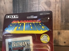 SEALED MOC 1990 DC Comics Super Hero- Batman DIE CAST Metal Figurine ERTL