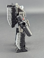 Transformers Kingdom Megatron complete Hasbro WFC Core Class Generations