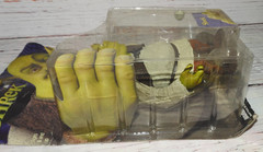 Shrek Movie Action Figure With Onion Dreamworks McFarlane Toys 2001 DAMAGED!!
