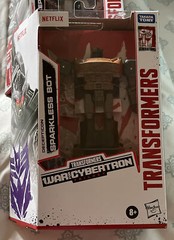 Transformers War For Cybertron Netflix SPARKLESS BOT Walmart Exclusive In-Hand