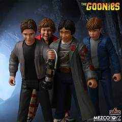DATA (Richard “Data” Wang) from The Goonies 1:18 Scale 3.75″ 5 Points Retro