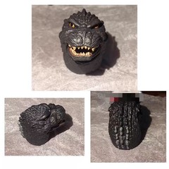 HIYA Exquisite Basic Godzilla 1991 Hokkaido Battle Ver vs King Ghidorah Model