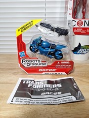 Transformers Prime Robots In Disguise Deluxe Class Autobot Arcee Figure New
