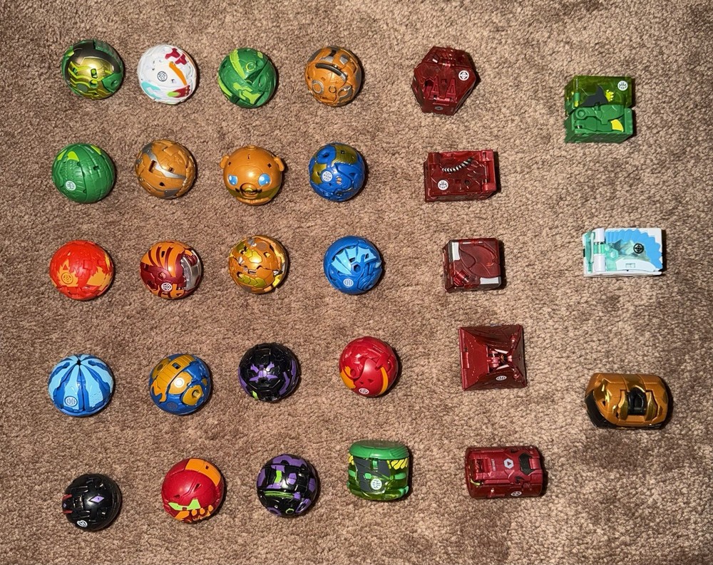 Lot of 28 Bakugan Battle Brawlers Figures Balls Cubes Mixed Bundle Spin Master