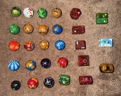 Lot of 28 Bakugan Battle Brawlers Figures Balls Cubes Mixed Bundle Spin Master
