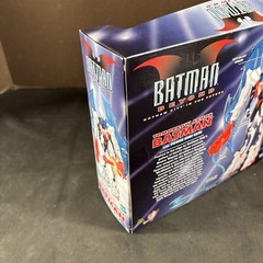 TOMORROW ARMOR BATMAN BEYOND HASBRO VINTAGE BOX WEAR NEW DC COMICS FIGURE