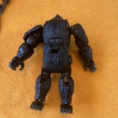 Hasbro Kingdom Optimus Primal Transformer Action Figure w/ Sword. In-complete.