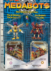 2001 Hasbro Medabots – P/N 6107190900 – Femjet vs Arcbeetle – NEW