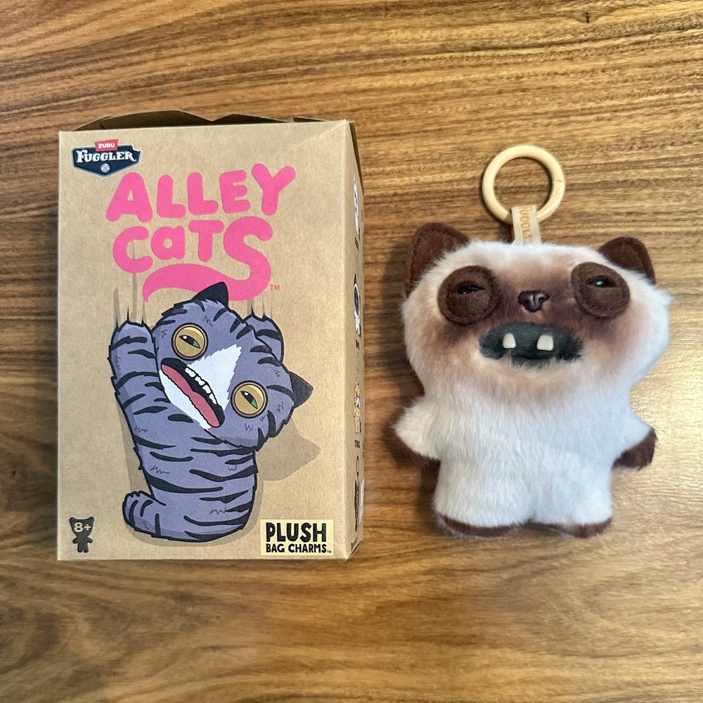 FUGGLER Alley Cat Bag Charm – Yawper Siamese Cat (keychain)