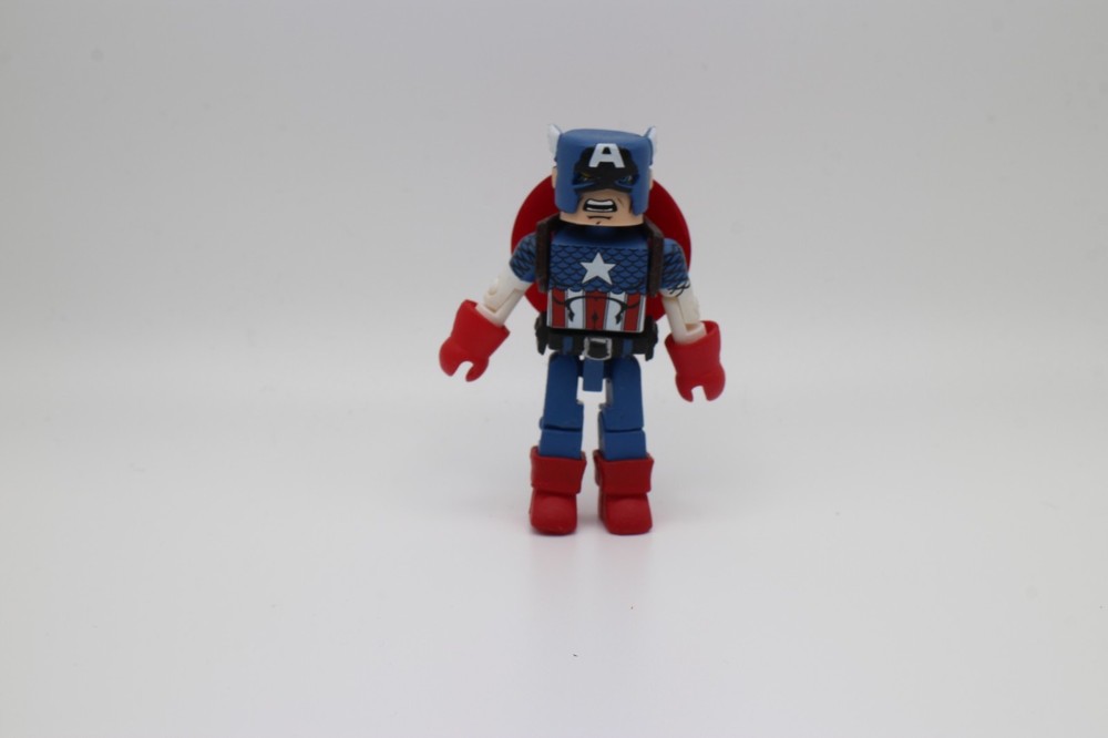 Marvel Minimates Captain America Through the Ages Reborn Comic Variant Shield