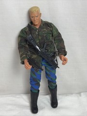 Vintage 1996 GI Joe Action Figure 12 Inch Army Hasbro Pawtucket W/ Weapons!