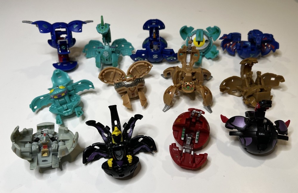 Lot Of 13 Mixed Bakugan Figures – Includes Darkus Ingram 540G New Vestroia