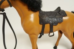 Unknown Horse Plastic Toy Action Figure 11″ Tall Tan Brown with Black Saddle