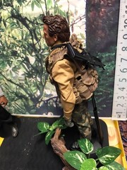 1/6 scale Arnold Schwarzenegger as ‘Summer’ , The Expendables action figure