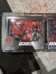 G.I. Joe Classified: Hasbro PROFESSOR ROTTCLAW & COBRA DEINONYCHUS / 2 Pack