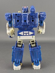 Transformers Netflix Soundwave ONLY READ War For Cybertron WFC Earthrise Walmart