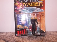 Star Trek Voyager Ensign Sesha 1996 Playmates Action Figure
