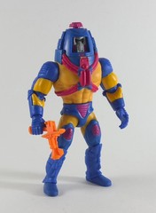 Mattel Masters of the Universe Origins Man E Faces 2020 complete with weapon