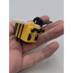 Minecraft Series 4 Classic Figural 3D Bag Clip Bee NEW, The Minecraft Movie
