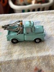 DISNEY Pixar CARS 2008 TOY BLUE Green Paint TOW TRUCK Mattel Tow Mater Diecast