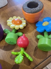 LEARNING RESOURCES SPROUTS GROW IT TODDLER GARDENING SET