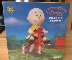 Super7 Peanuts Charlie Brown Action Figure Super Cycles Yellow Shirt/Red Cycle