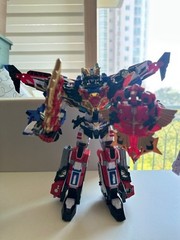 Metal Cardbot W: Ignix – Premium Transforming Fire-Phoenix Mecha Guardian K-toy