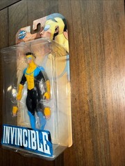 McFarlane Skybound Invincible Exclusive Yellow Suit Atom Eve Action Figure