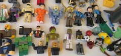 Roblox Huge Lot Of Mixed Roblox Action Figures Parts And Accessories