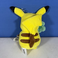 2022 Pokemon Valentines Pikachu With Flower Jazwares 8 Inch Plush, NWT