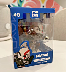 YouTooz God of War Ragnorak Kratos Vinyl Figure w/ Protector Case Playstation