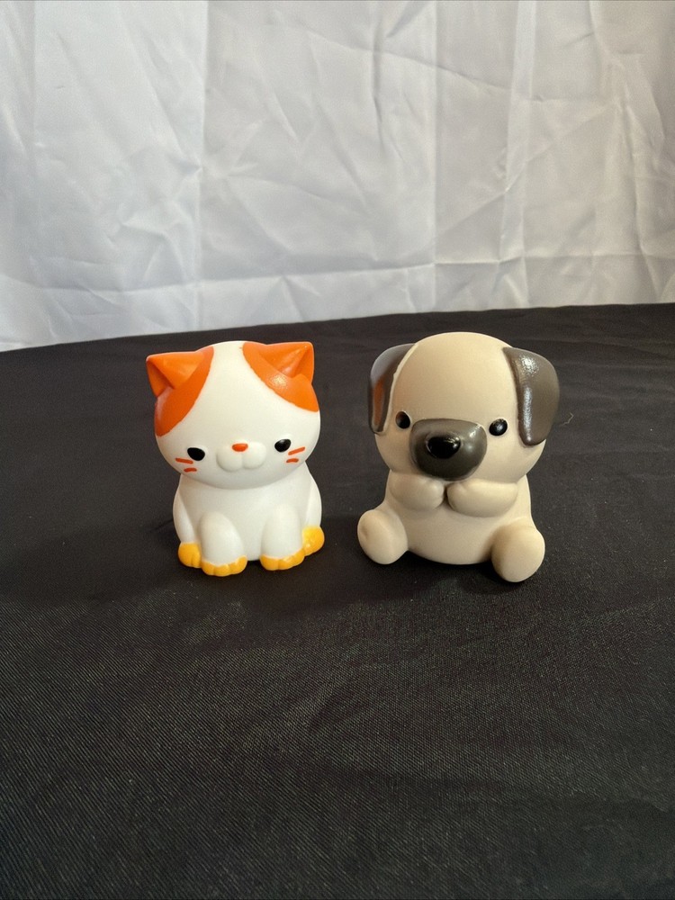 Lot of 2 Soft Plastic Pet Figures – Orange and White Cat / Brown Dog