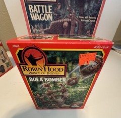 Kenner Robin Hood Battle Wagon Net Launcher Bola Bomber Figures Sealed! Lot (B)