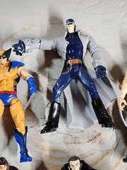 Lot of 6 X-Men Marvel Figures 4″ Gambit Wolverine Cyclops And Sabertooth?