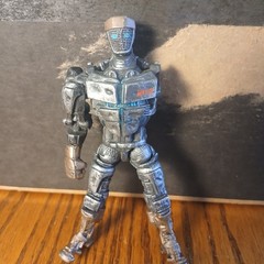 Real Steel Action 5” Figure Atom The Junkyard Bot Robot Jakks Pacific Punching